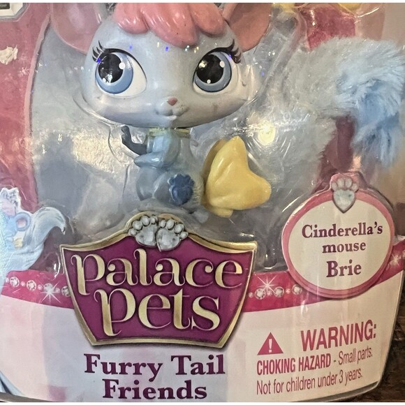 Disney Princess Palace Pets Furry Tail Friends-Cinderella's mouse Brie - SEALED - Picture 3 of 10